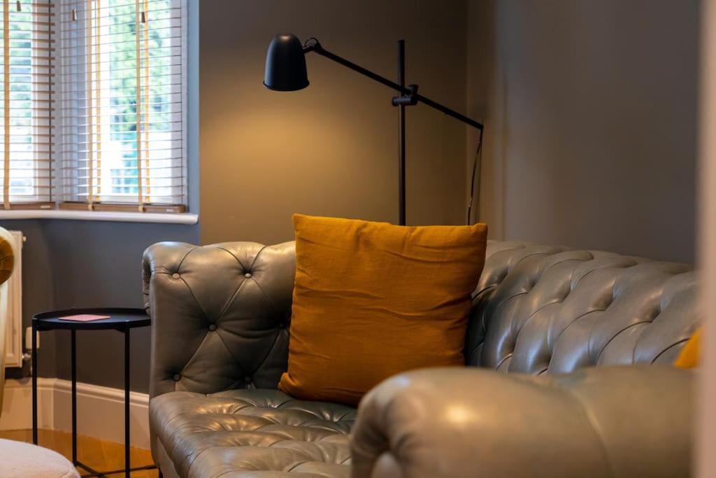 Hereford - Clifton Villa - Beautifully Presented House Located A Short Walk From City Centre - Sleeps 6 Guests - Perfect For Exploring Hereford - Hosted By Rentmyhouse Luaran gambar
